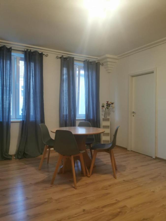 Appartement Beautiful, Spacious And Cheap à Vienne Extérieur photo